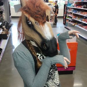 Meet your Posher, Sheree